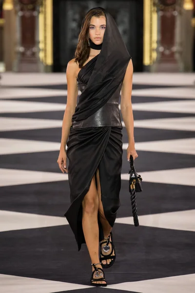 Look 71